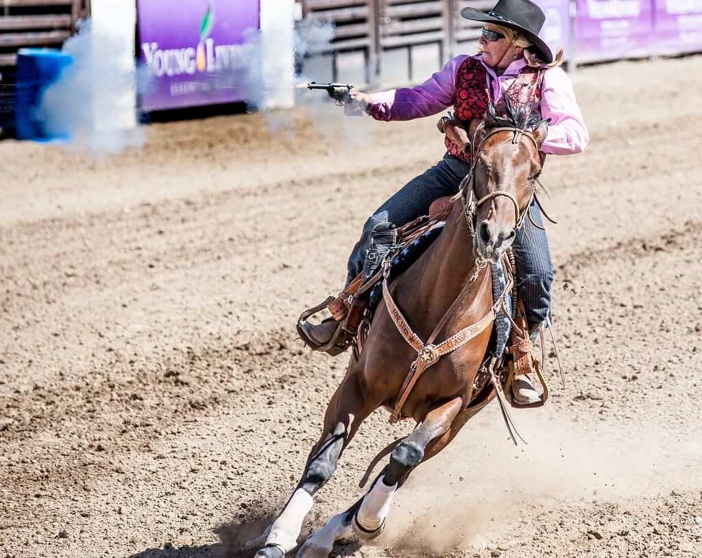 Young Living Farms Rodeo, 1/1 Go Country Events